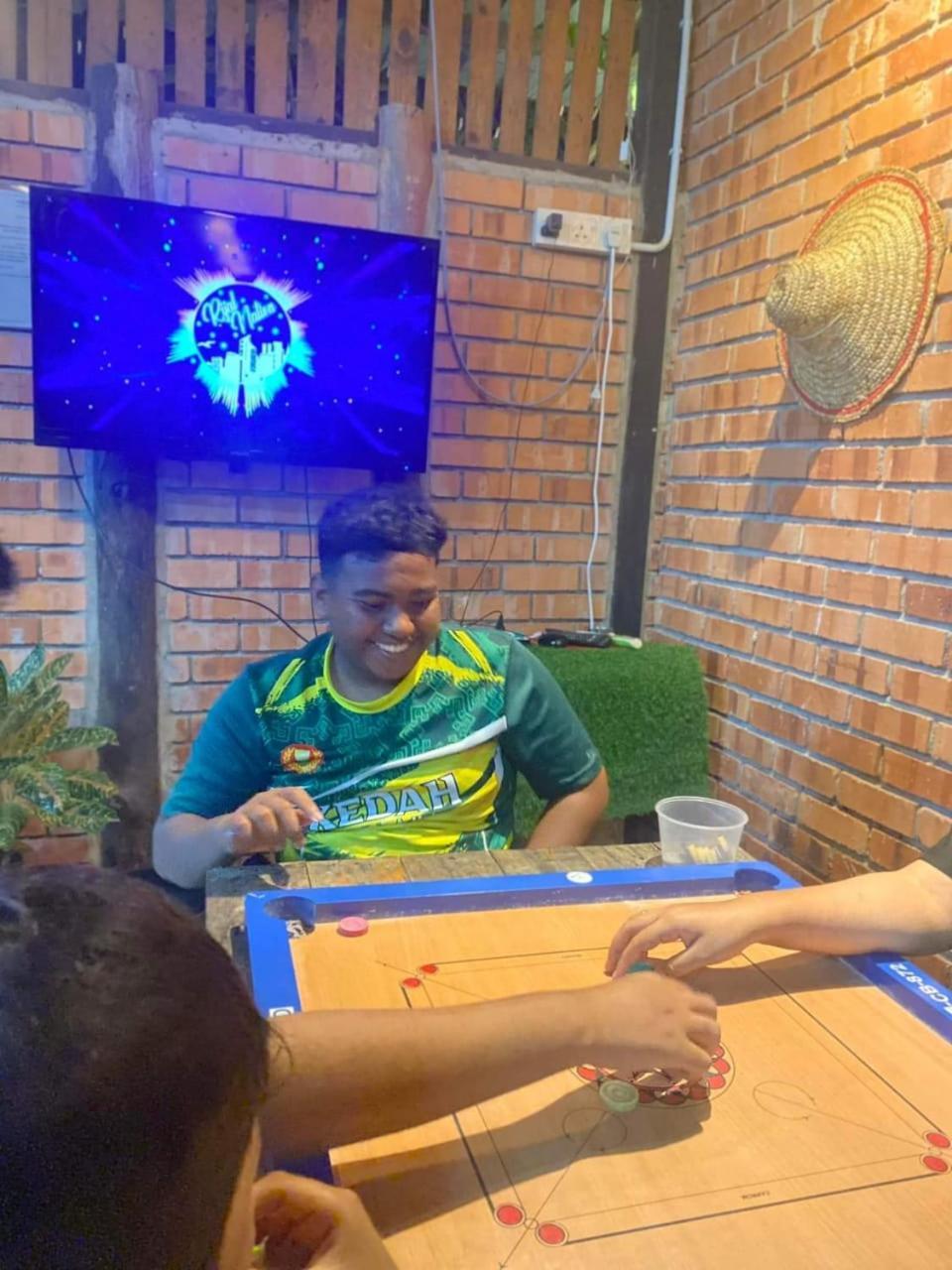 Dangau Sala D'Kontena Alor Setar Dış mekan fotoğraf